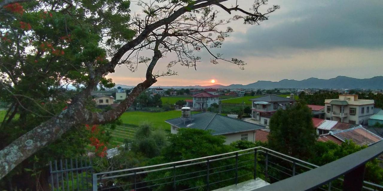 Meinong Yun Shanju Homestay Mei-nung Buitenkant foto