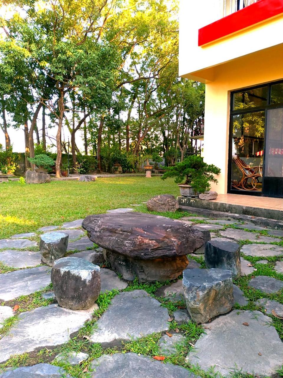 Meinong Yun Shanju Homestay Mei-nung Buitenkant foto